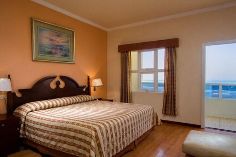 Hotel Bahia Dorada San Luis La Herradura Extérieur photo